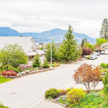 Cozy 5Bd House In North Mission Crawford Villa Kelowna Exterior photo